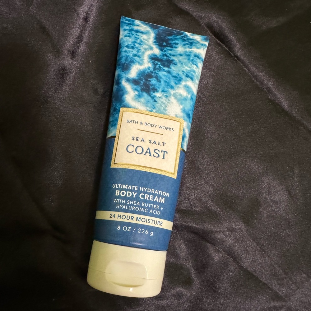 Bath & Body Works Sea Salt Coast Body Cream - Blue